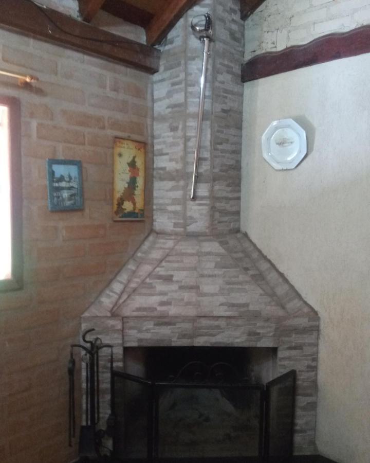 Casa Aconchegante Na Serra. Santo Antonio do Pinhal Luaran gambar