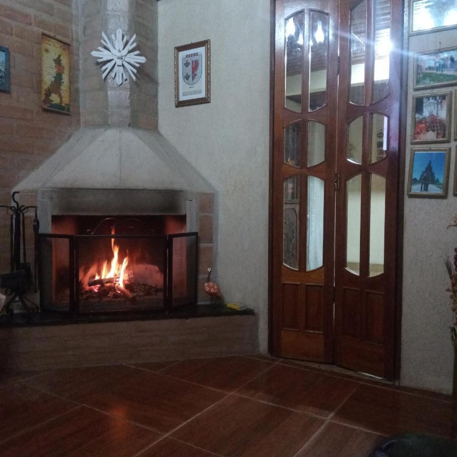 Casa Aconchegante Na Serra. Santo Antonio do Pinhal Luaran gambar