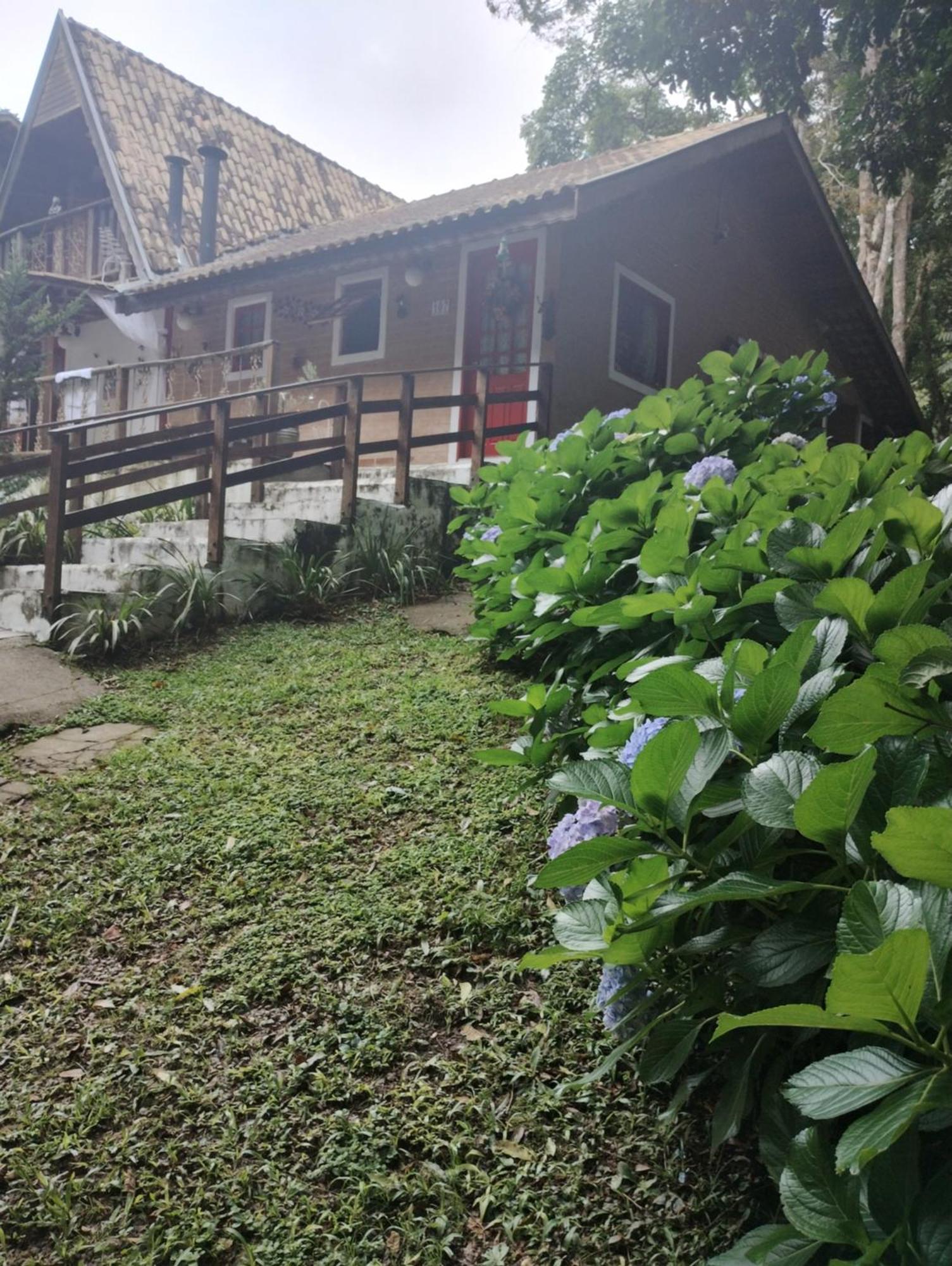 Casa Aconchegante Na Serra. Santo Antonio do Pinhal Luaran gambar